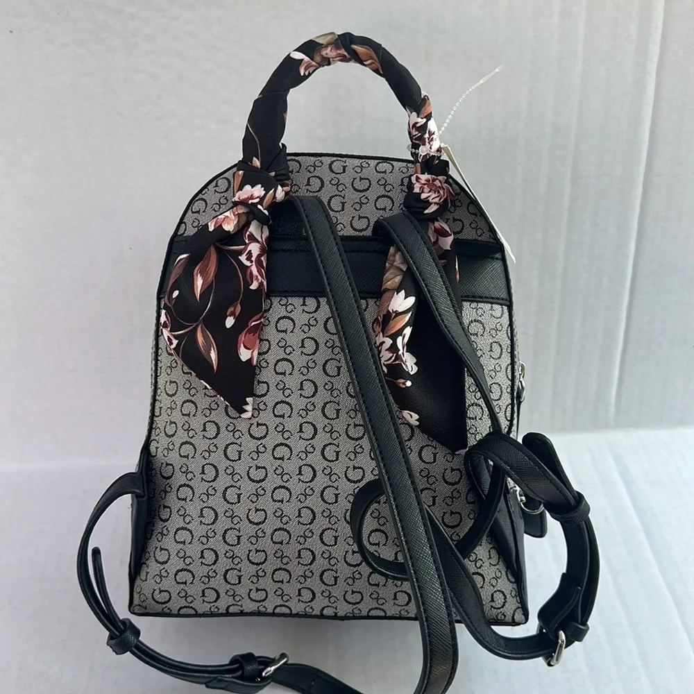 New GUESS Black Gray Logo Print Double Zipper Small Backpack/Handbag